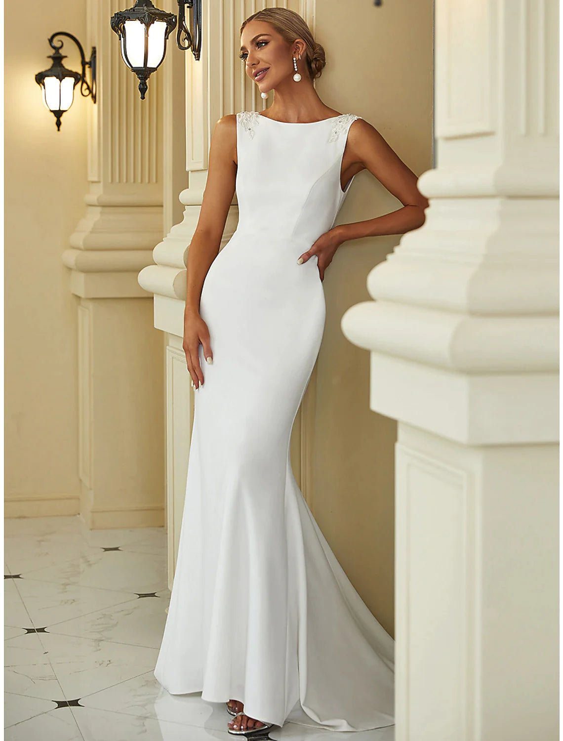 Reception Casual Wedding Dresses Mermaid / Trumpet Scoop Neck Sleeveless Sweep / Brush Train Bridal Gowns With Beading Solid Color