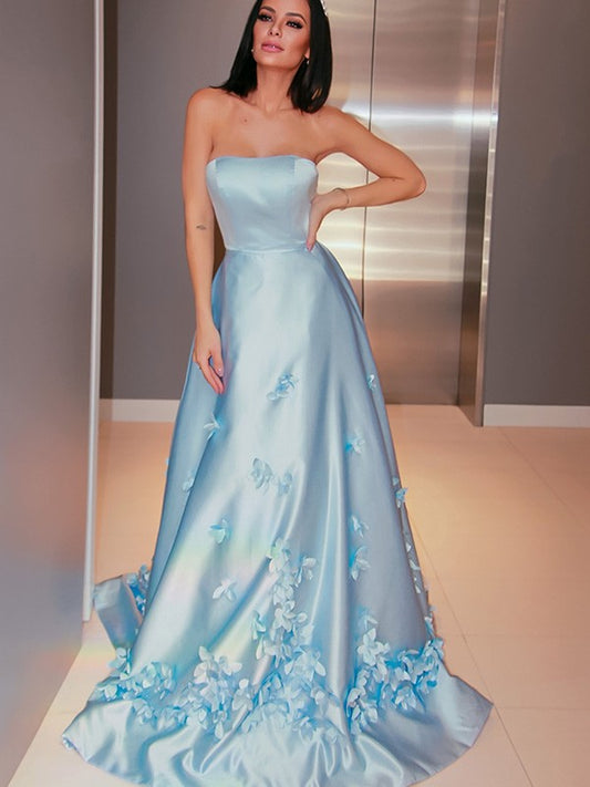 Satin Hand-Made Flower Strapless Sleeveless Court Train Dresses