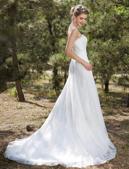 Wedding Dresses A-Line Strapless Sleeveless Court Train Satin Bridal Gowns With Lace