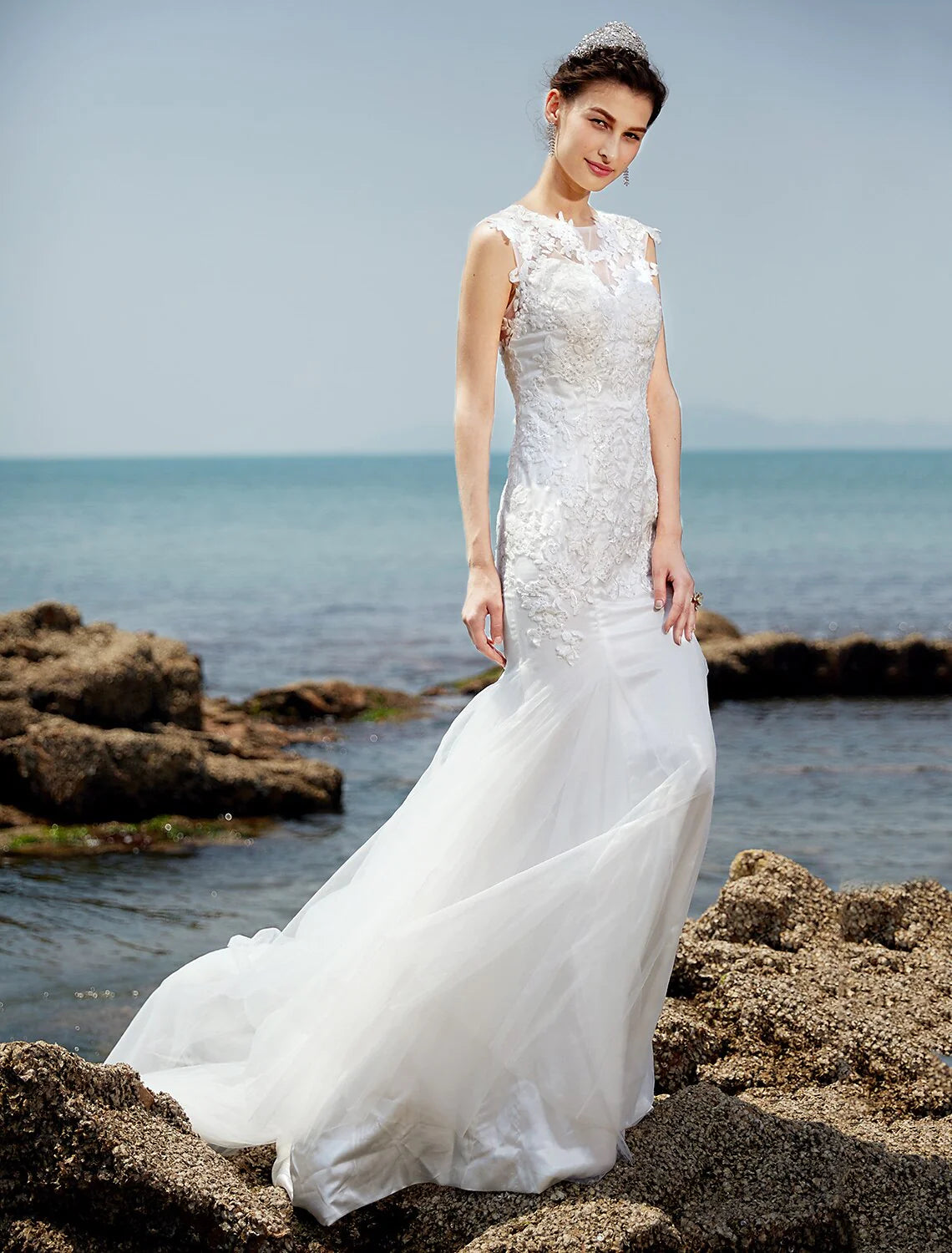 Mermaid / Trumpet Bateau Neck Sweep / Brush Train Lace / Tulle Made-To-Measure Wedding Dresses with Lace / Ruched