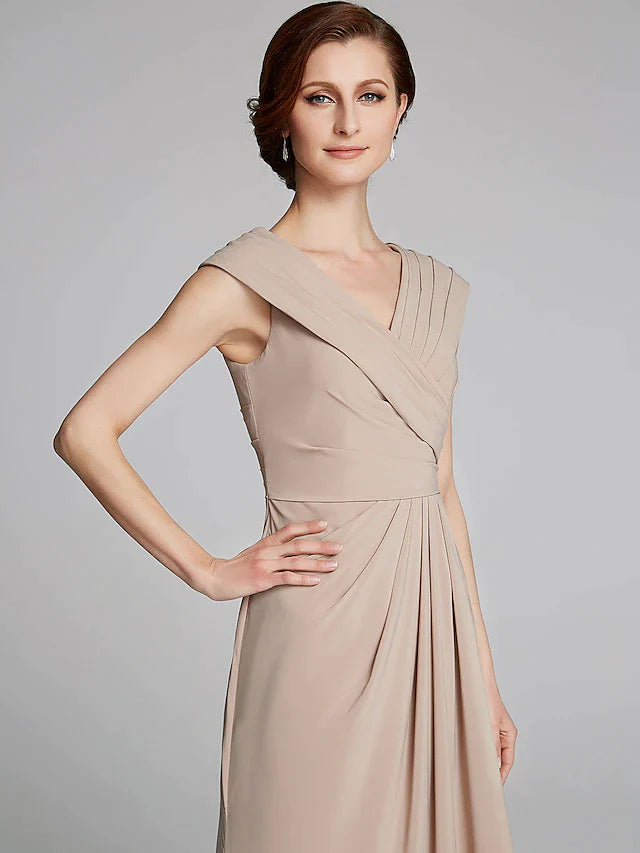 Sheath / Column Mother of the Bride Dress Elegant V Neck Floor Length Jersey Short Sleeve with Pleats