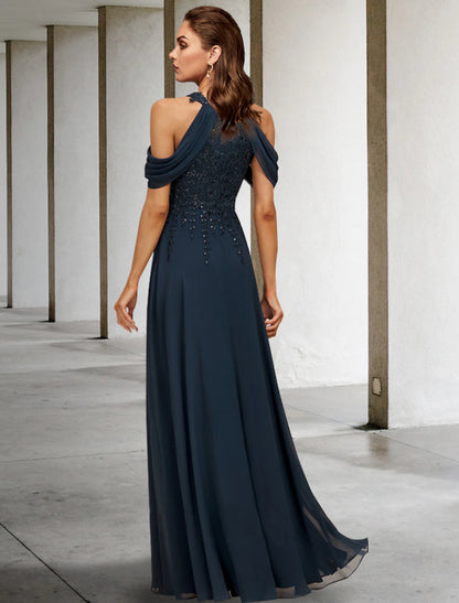 A-Line Mother of the Bride Dress Wedding Guest Elegant Plus Size Halter Neck Floor Length Lace Tulle Sequined Sleeveless