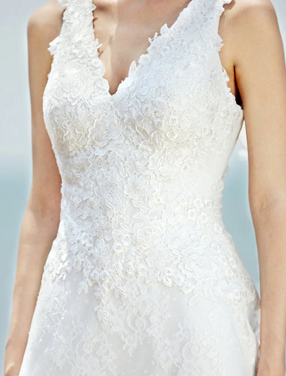 Wedding Dresses Sheath / Column V Neck Sleeveless Court Train Lace Bridal Gowns With Appliques Button