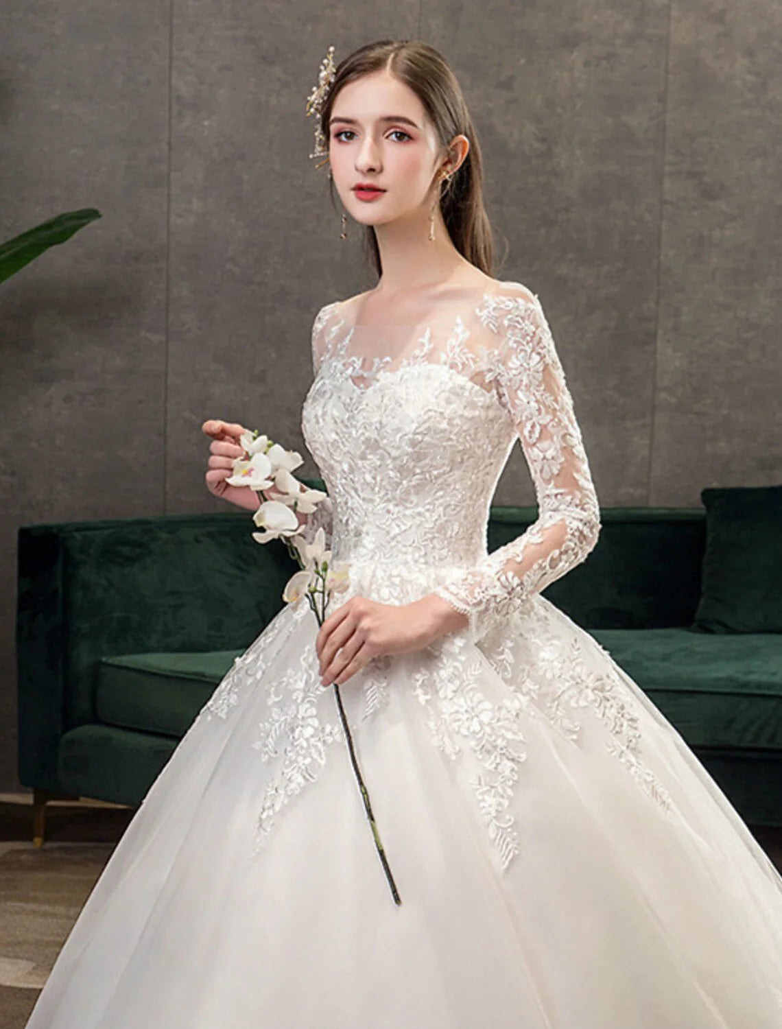 Engagement Formal Fall Wedding Dresses Ball Gown Illusion Neck Long Sleeve Cathedral Train Lace Bridal Gowns With Pleats Appliques