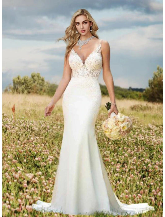 Engagement Open Back Sexy Formal Wedding Dresses Mermaid / Trumpet V Neck Sleeveless Court Train Lace Bridal Gowns With Appliques