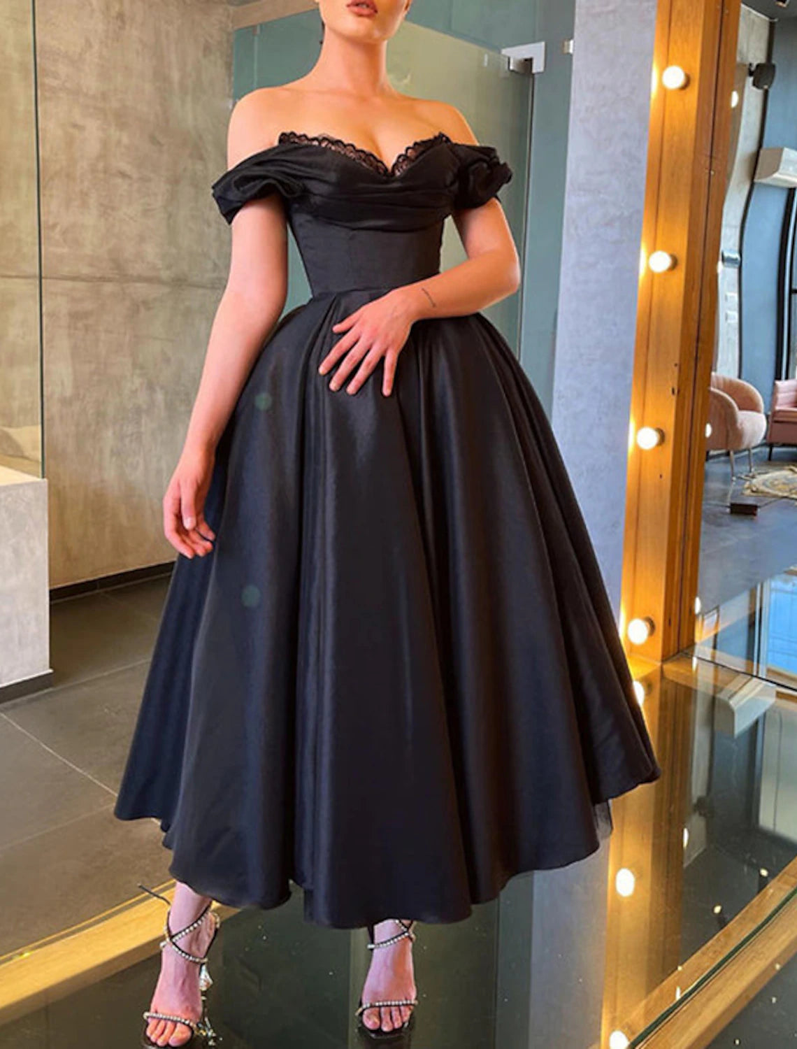 A-Line Evening Vintage Dress Masquerade Wedding Party Tea Length Short Sleeve Off Shoulder Fall Wedding Guest Satin