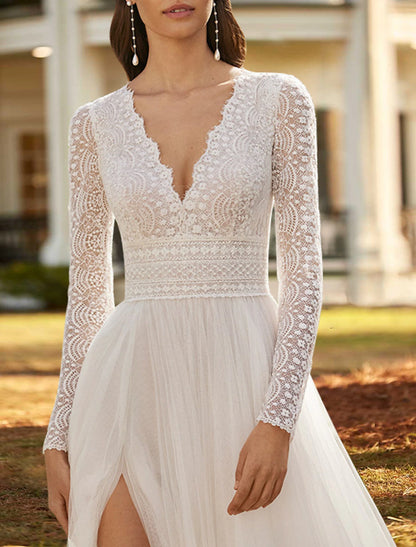 Beach Boho Wedding Dresses A-Line V Neck Long Sleeve Court Train Lace Bridal Gowns